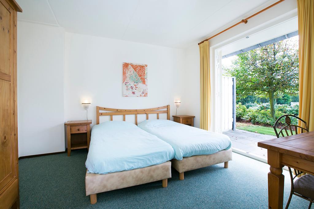 Roompot Buitenhof 돔브르흐 객실 사진